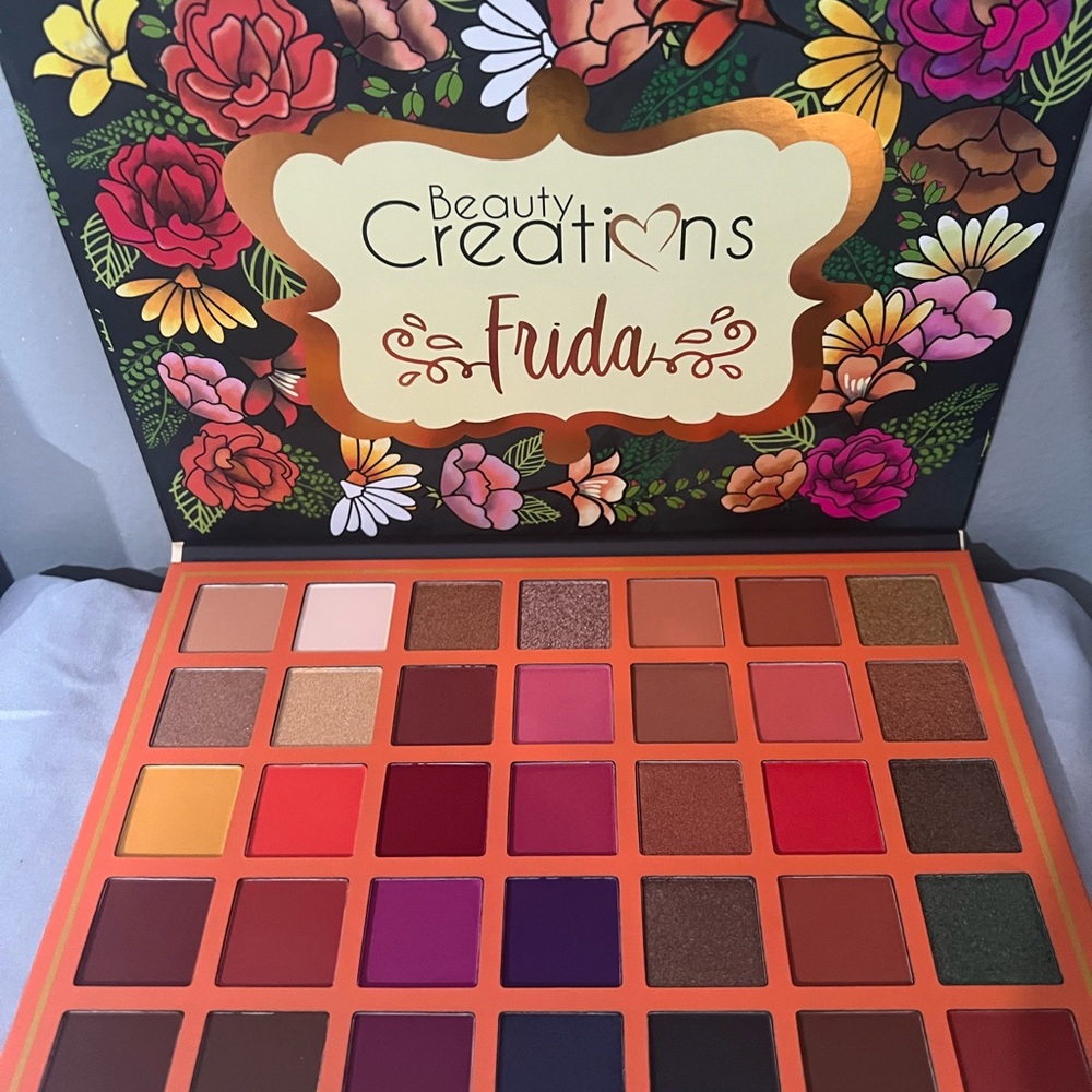 Beauty Creations Frida Vibrant Eyeshadow Palette